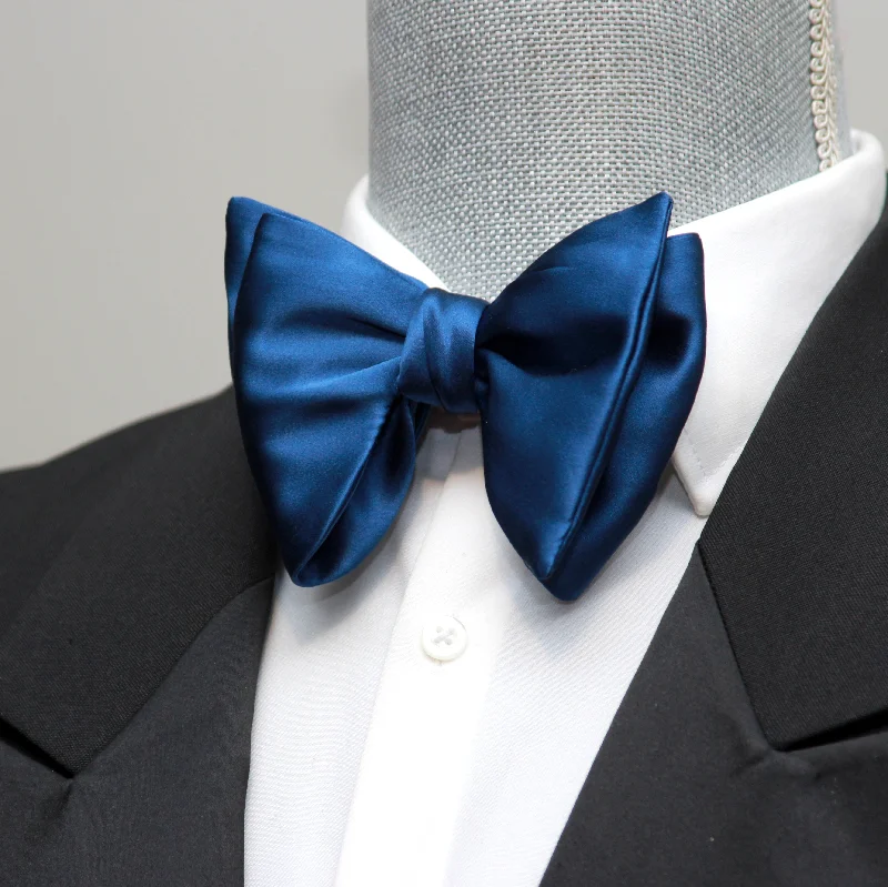 Men's tie with contemporary color blocking-Men's Large Silk Bow Tie