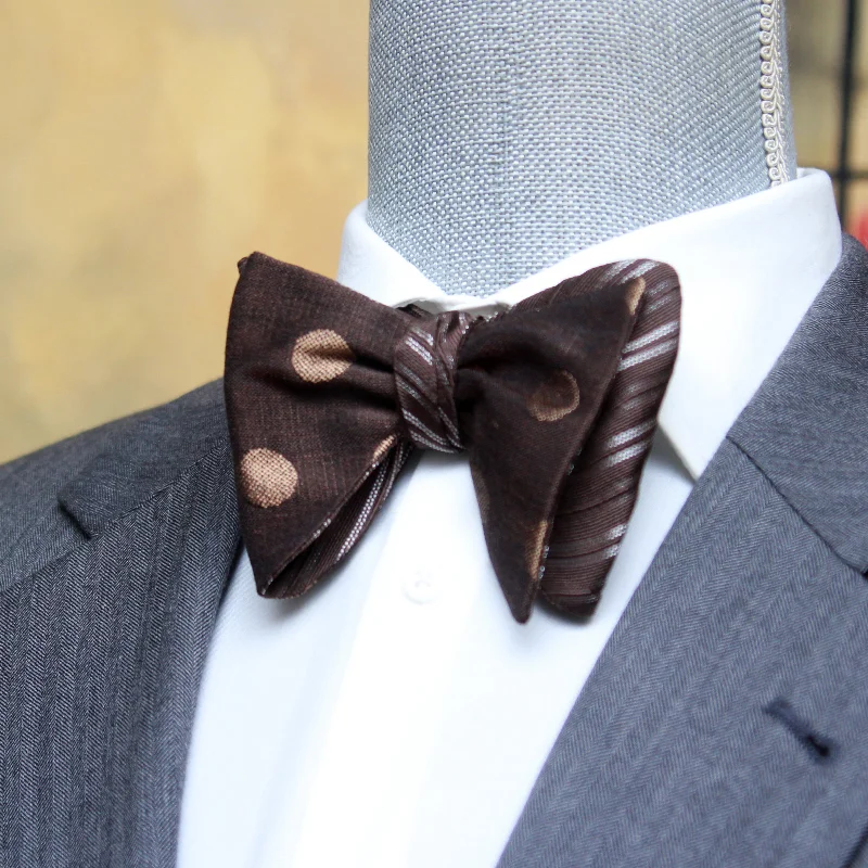 Elegant men's silk tie for formal occasions-Big Butterfly Brown Silk Bow Tie