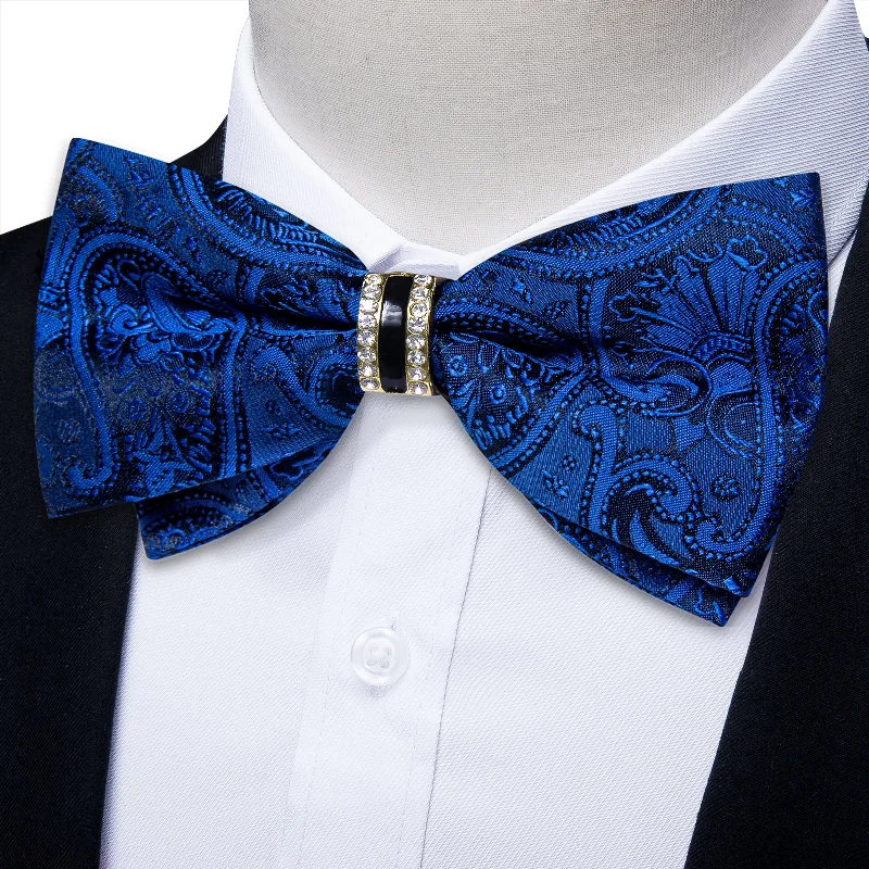 Men's tie with stripes for modern look-Blue Floral Diamond Plastic Ring Men's Pre-Bowtie Pocket Square Cufflinks Set