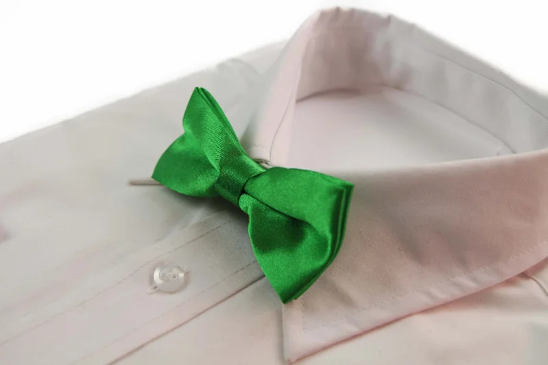 Men's tie for elegant outdoor events-Boys Green Plain Bow Tie