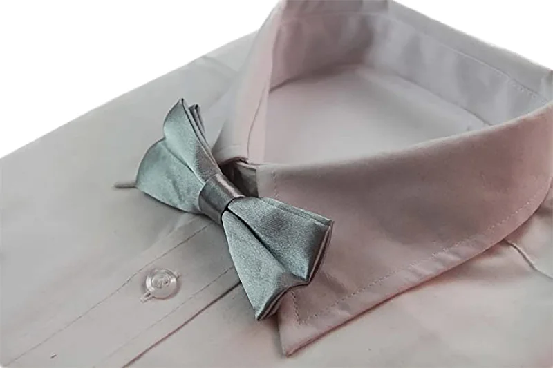 Men's tie with contrasting patterns for office wear-Boys Silver Plain Bow Tie