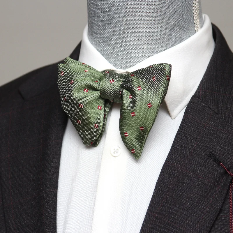 Luxury men's tie for holiday celebrations-Big Butterfly Bow tie in Green Silk