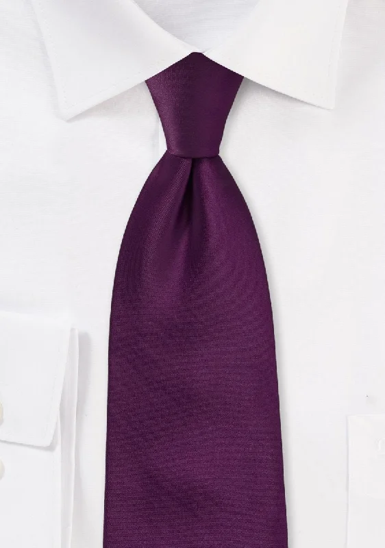 Men's tie with bold accents for weddings-Grape Solid Necktie