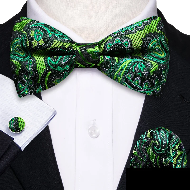 Best men's silk tie for formal events-Green Paisley Bow Tie Hanky Cufflinks Set