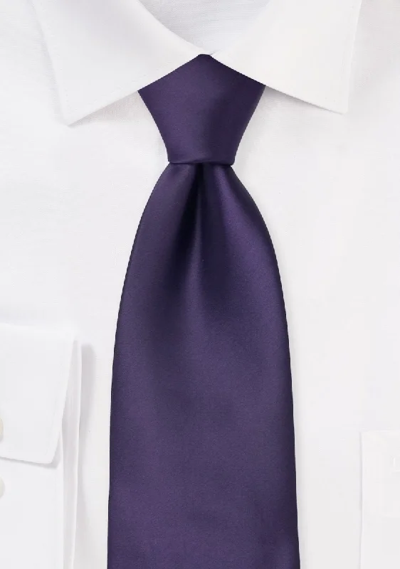 Classic men's tie with subtle designs for business-Purple Solid Necktie