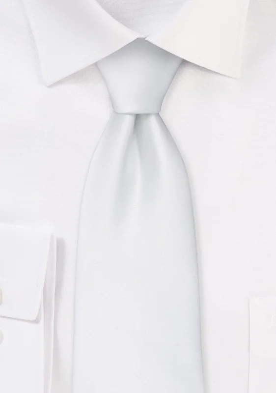 Best men's tie for a formal office dinner-White Solid Necktie