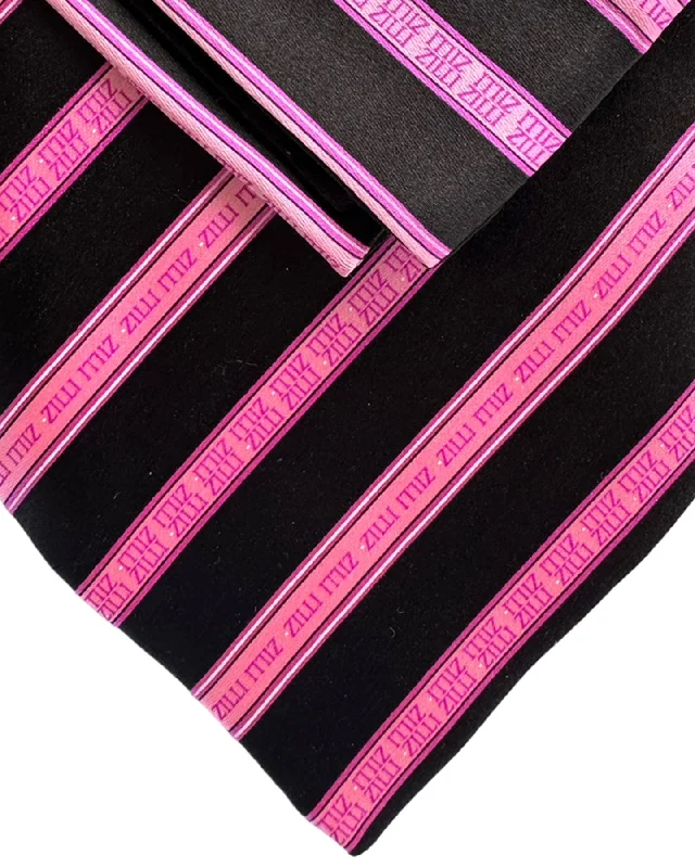 Classic men's tie for corporate events-Zilli Tie & Pocket Square Set Black Pink Logo Stripes Design